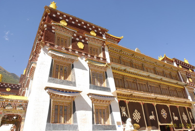 噶丹桑披罗布岭寺